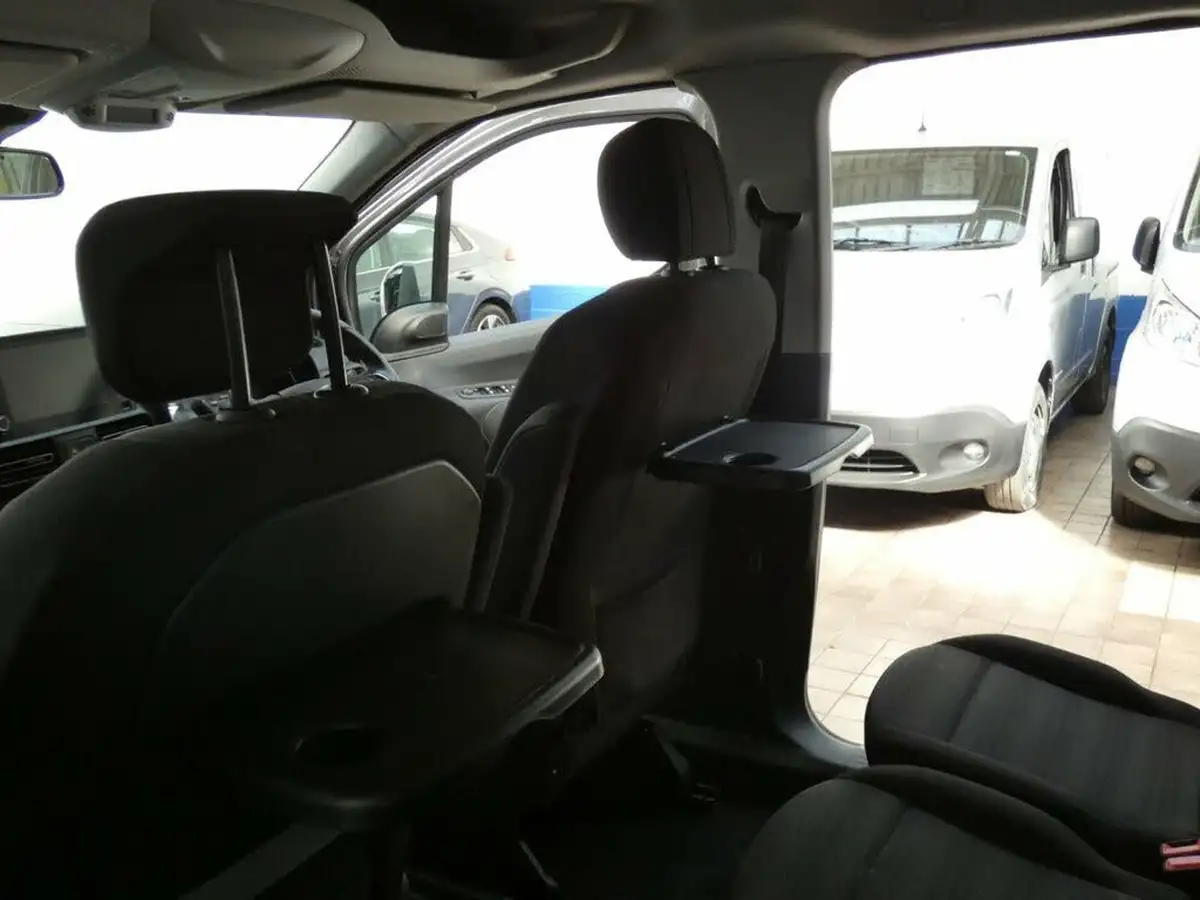 2022-vauxhall-combo-life-15-se-xl-100ps-big-33