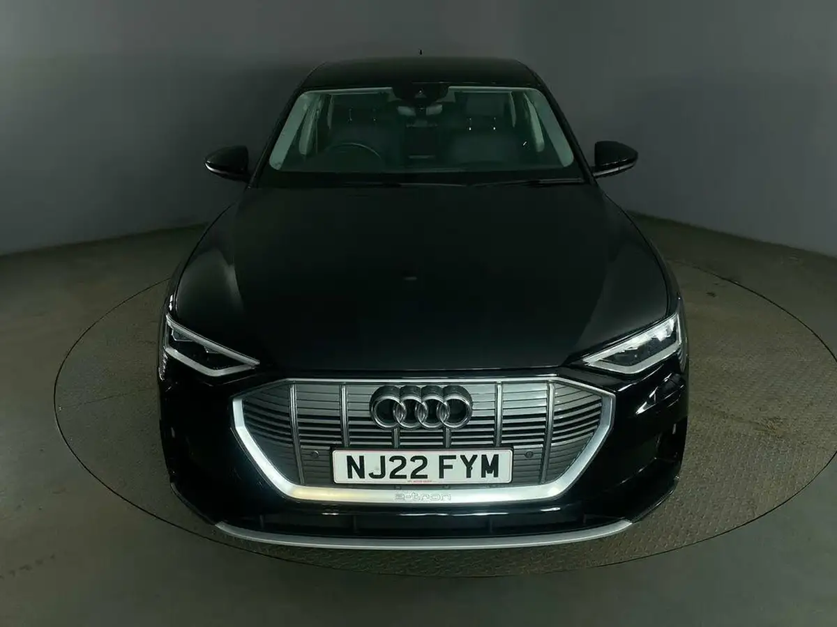 2022-audi-e-tron-55e-technik-station-wagon-big-9