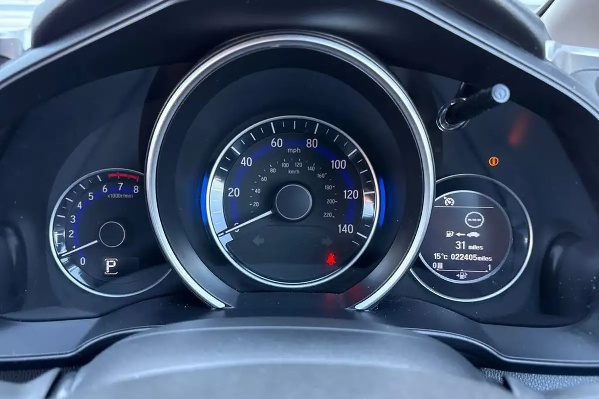 2019-honda-jazz-13-i-vtec-ex-cvt-big-18