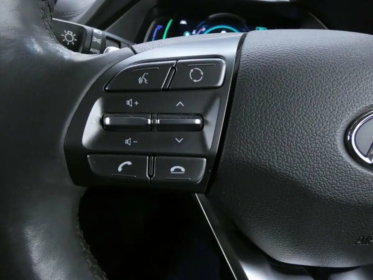 2021-hyundai-ioniq-16-gdi-premium-se-hybrid-big-13