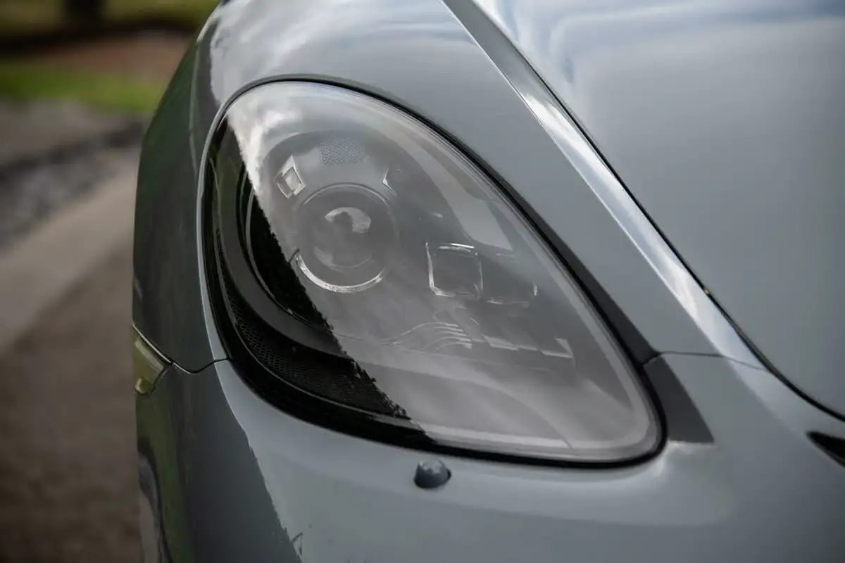 2023-porsche-cayman-718-40-cayman-gt4-pdk-big-24