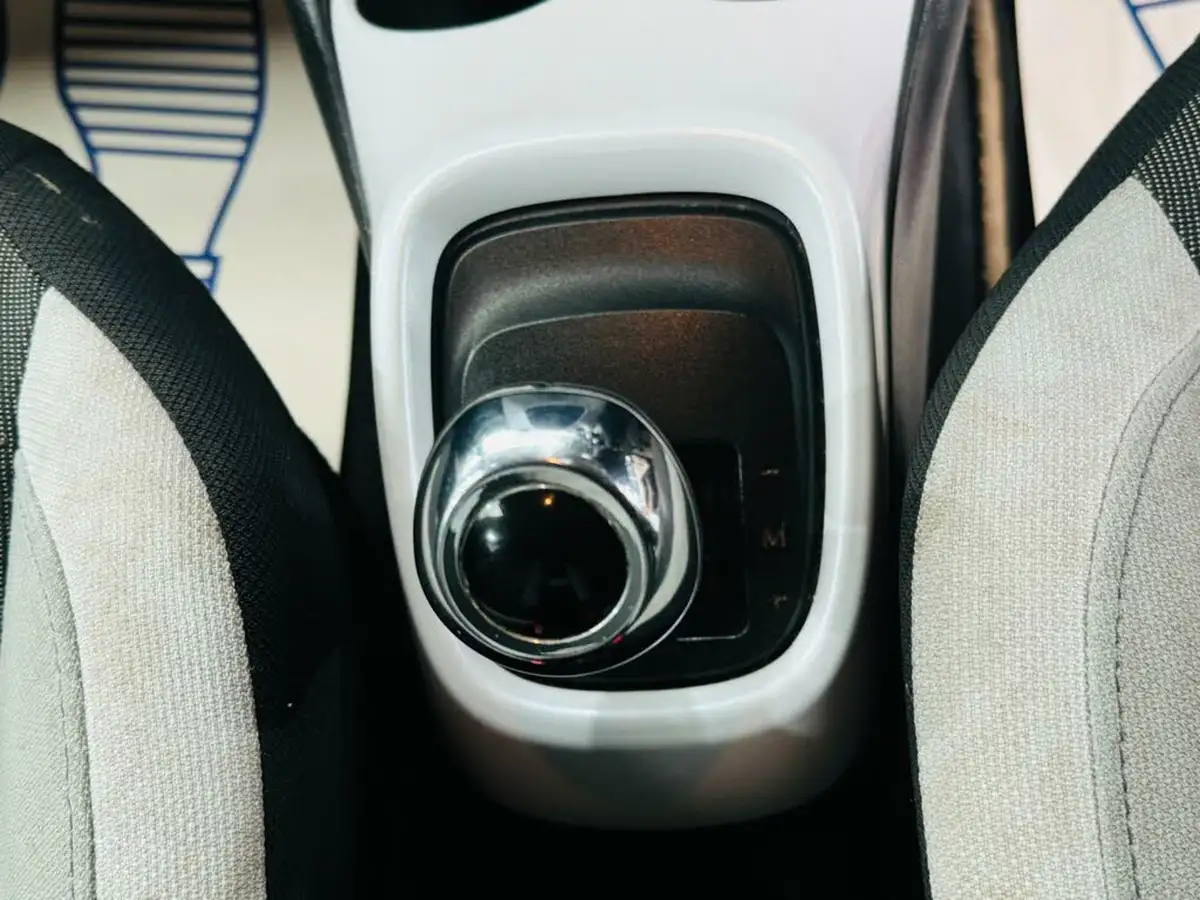 2017-toyota-aygo-10-vvt-i-x-pure-5d-x-shift-big-17