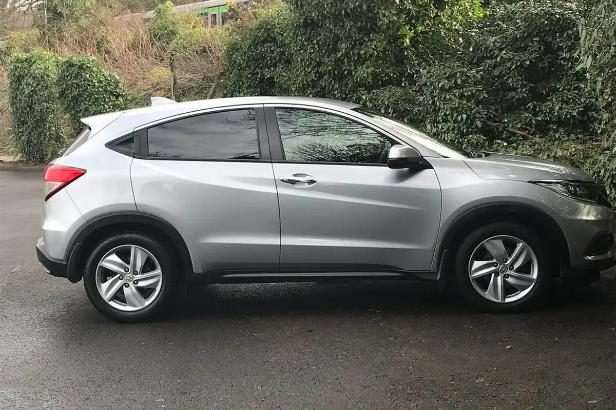 2018-honda-hr-v-15-i-vtec-se-cvt-big-5