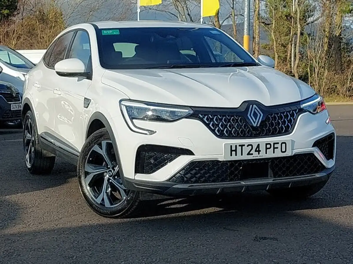 2024-renault-arkana-16-techno-big-0