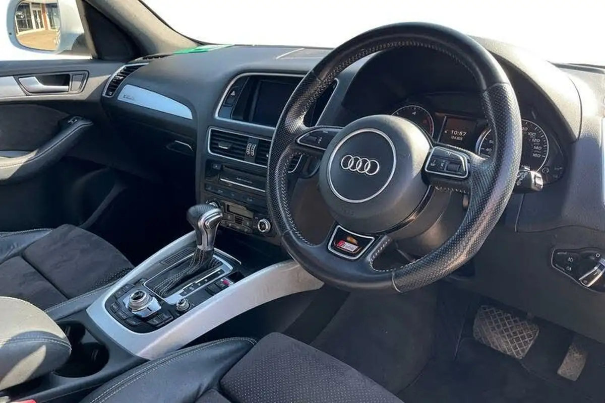2013-audi-q5-20td-quattro-s-line-plus-177ps-tronic-big-8