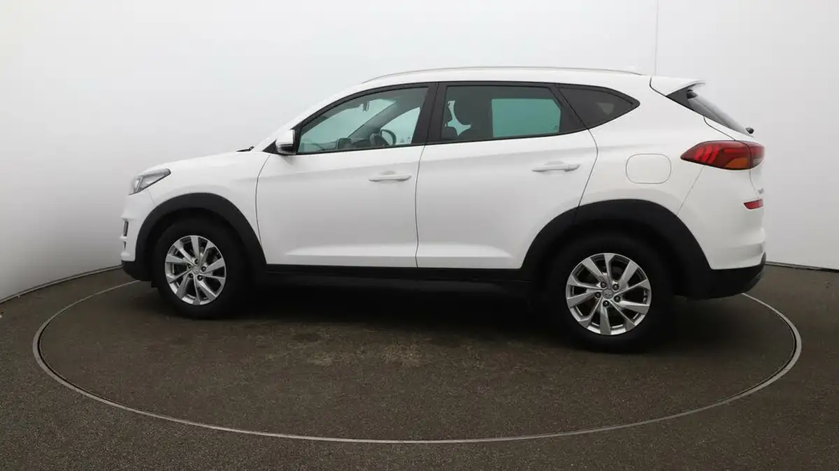2020-hyundai-tucson-16-t-gdi-se-nav-dct-big-48