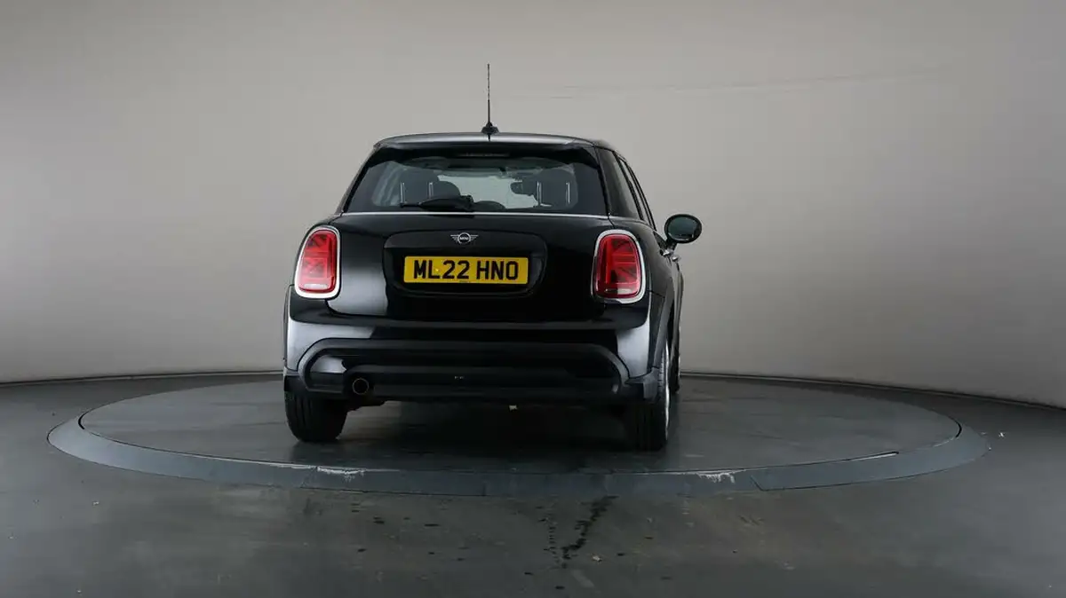 2022-mini-cooper-15-one-classic-5d-big-62