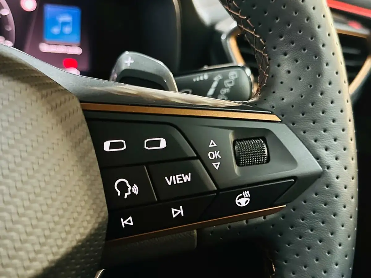 2024-cupra-formentor-14-e-hybrid-v2-big-43