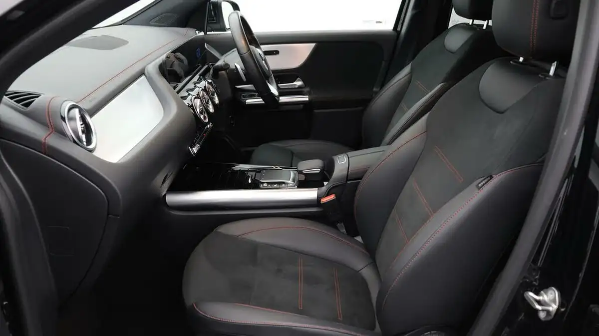 2022-mercedes-benz-eqa-e-eqa-250-amg-line-big-13