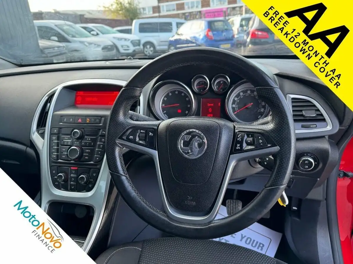 2012-vauxhall-astra-16-sri-vvt-16v-115ps-hatchback-5d-big-15