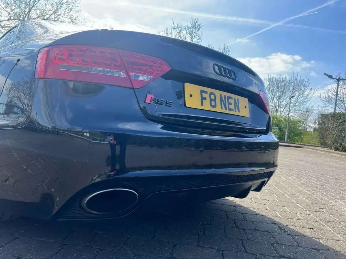 2011-audi-rs5-42-quattro-big-37