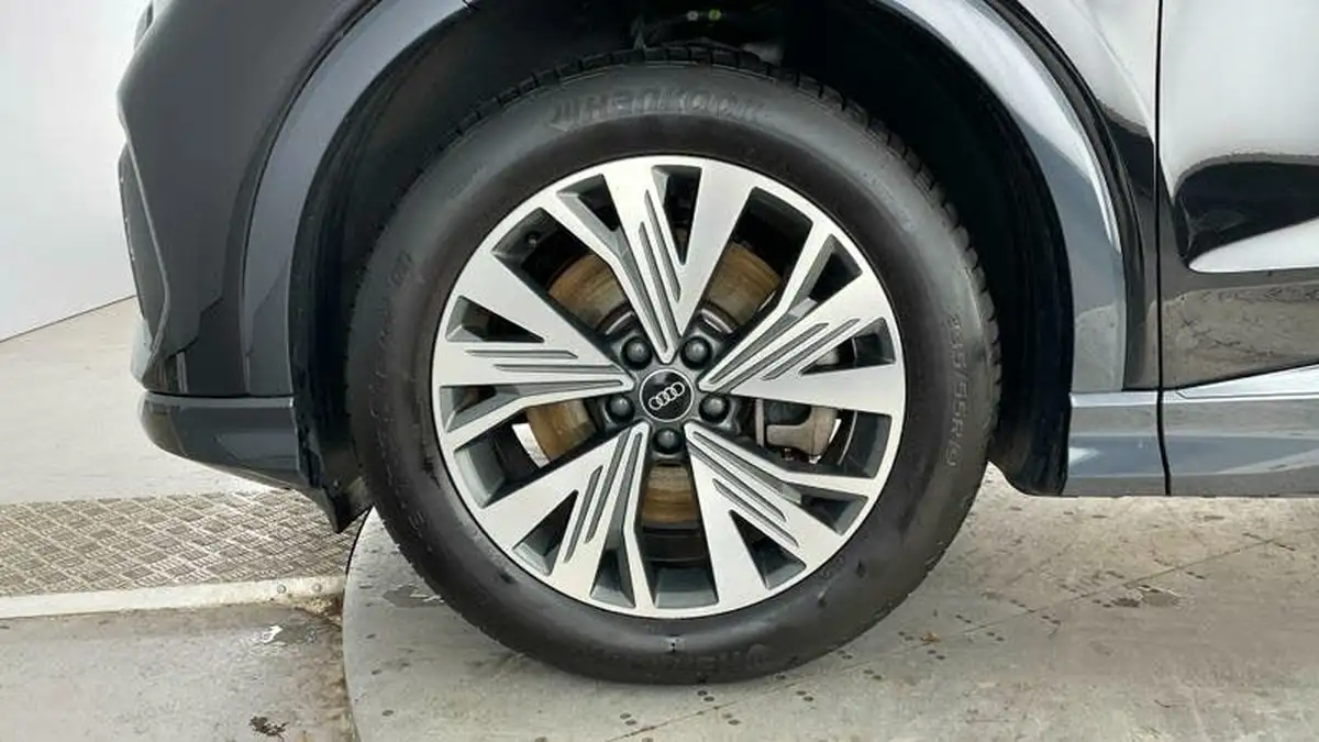 2024-audi-q4-e-tron-45e-sport-station-wagon-auto-big-35