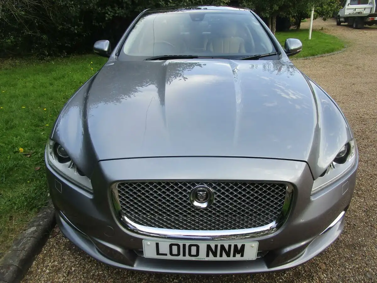 2010-jaguar-xj-series-50-xj-premium-luxury-lwb-big-26