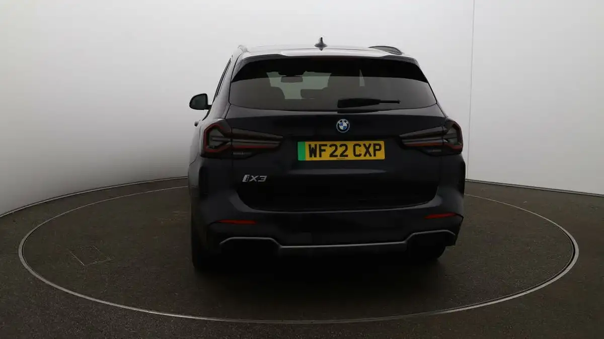 2022-bmw-ix3-e-m-sport-big-59