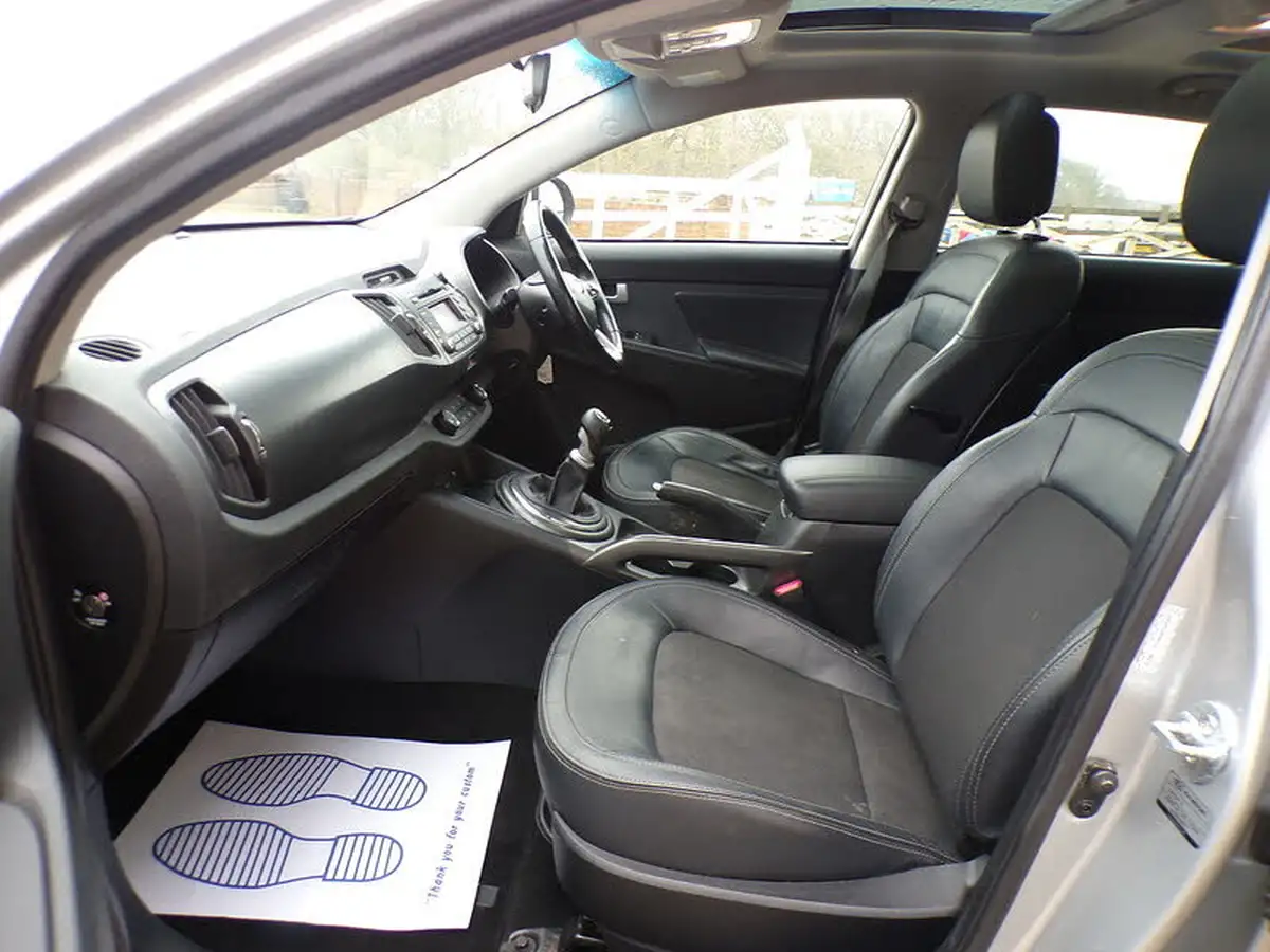 2013-kia-sportage-17td-2-big-15