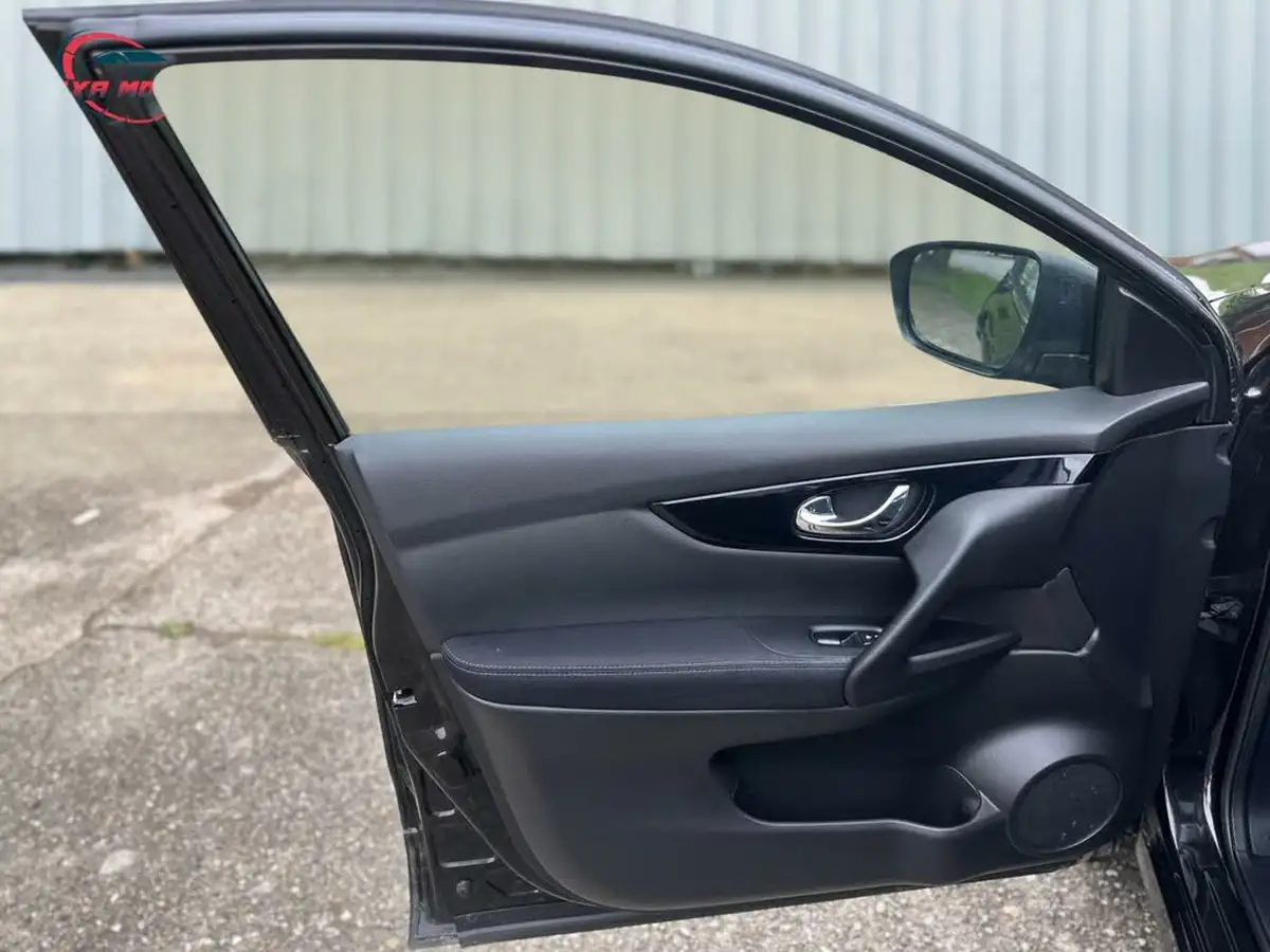 2015-nissan-qashqai-12-n-tec-big-29