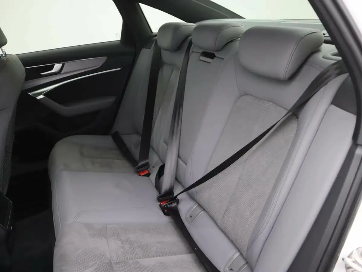 2021-audi-a6-saloon-20-40-tfsi-black-edition-big-9