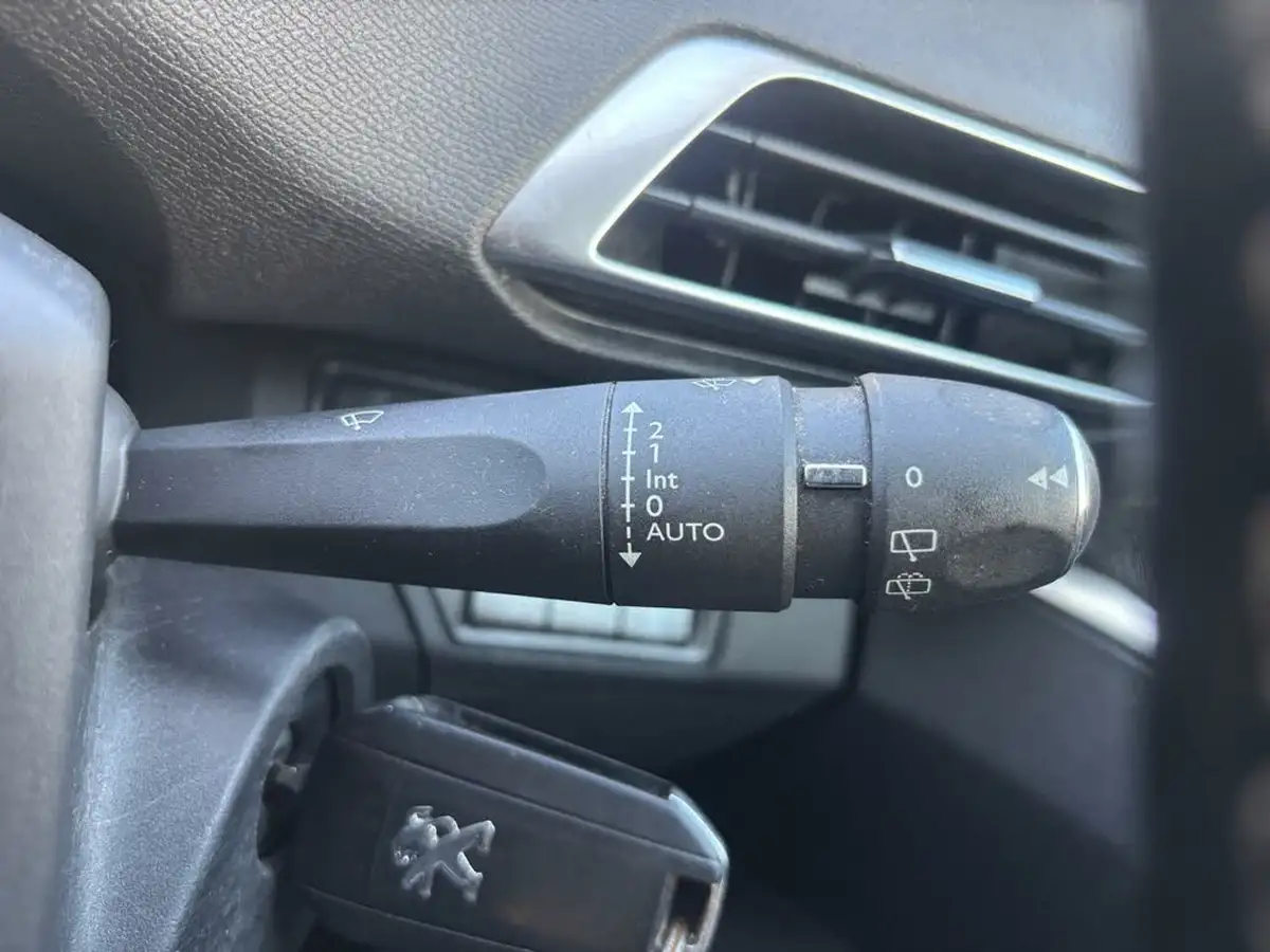 2020-peugeot-3008-suv-15-bluehdi-allure-big-20