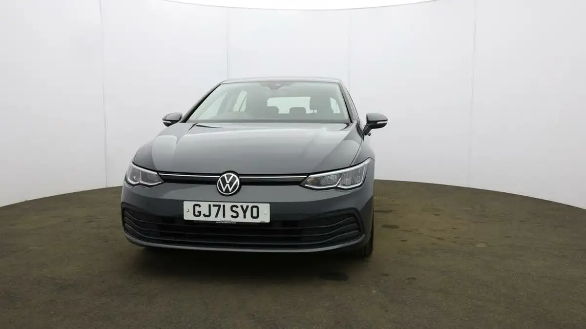 2021-volkswagen-golf-10-tsi-life-hatchback-big-32