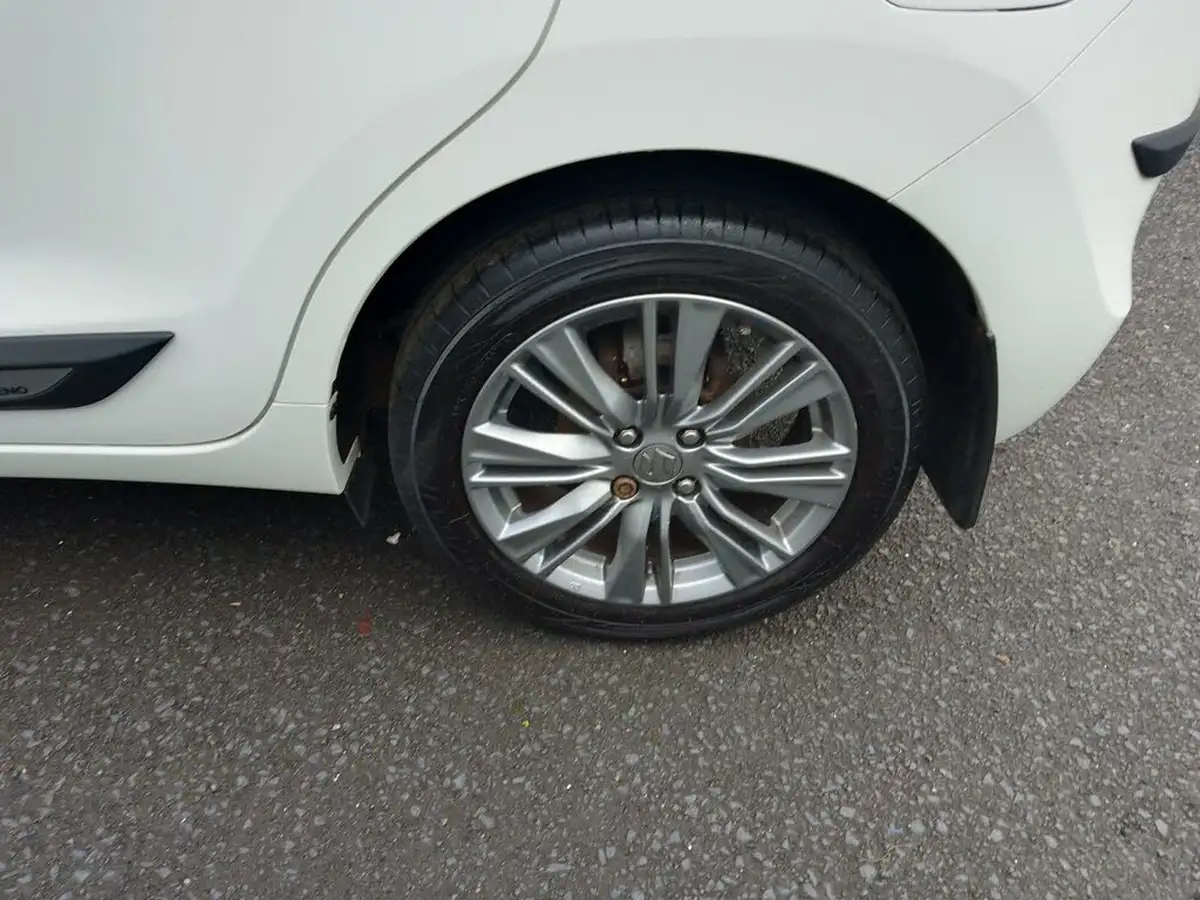 2017-suzuki-baleno-10-boosterjet-sz5-big-7