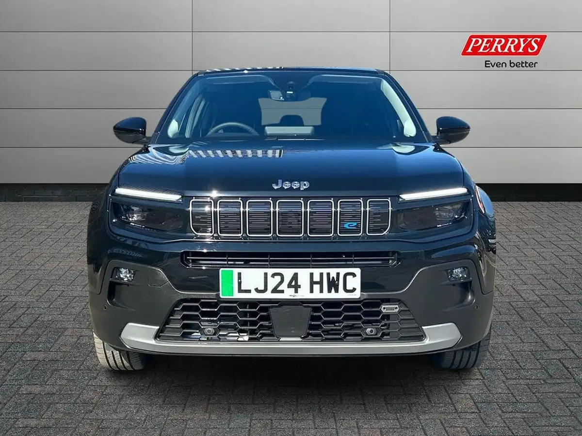 2024-jeep-avenger-e-summit-big-3