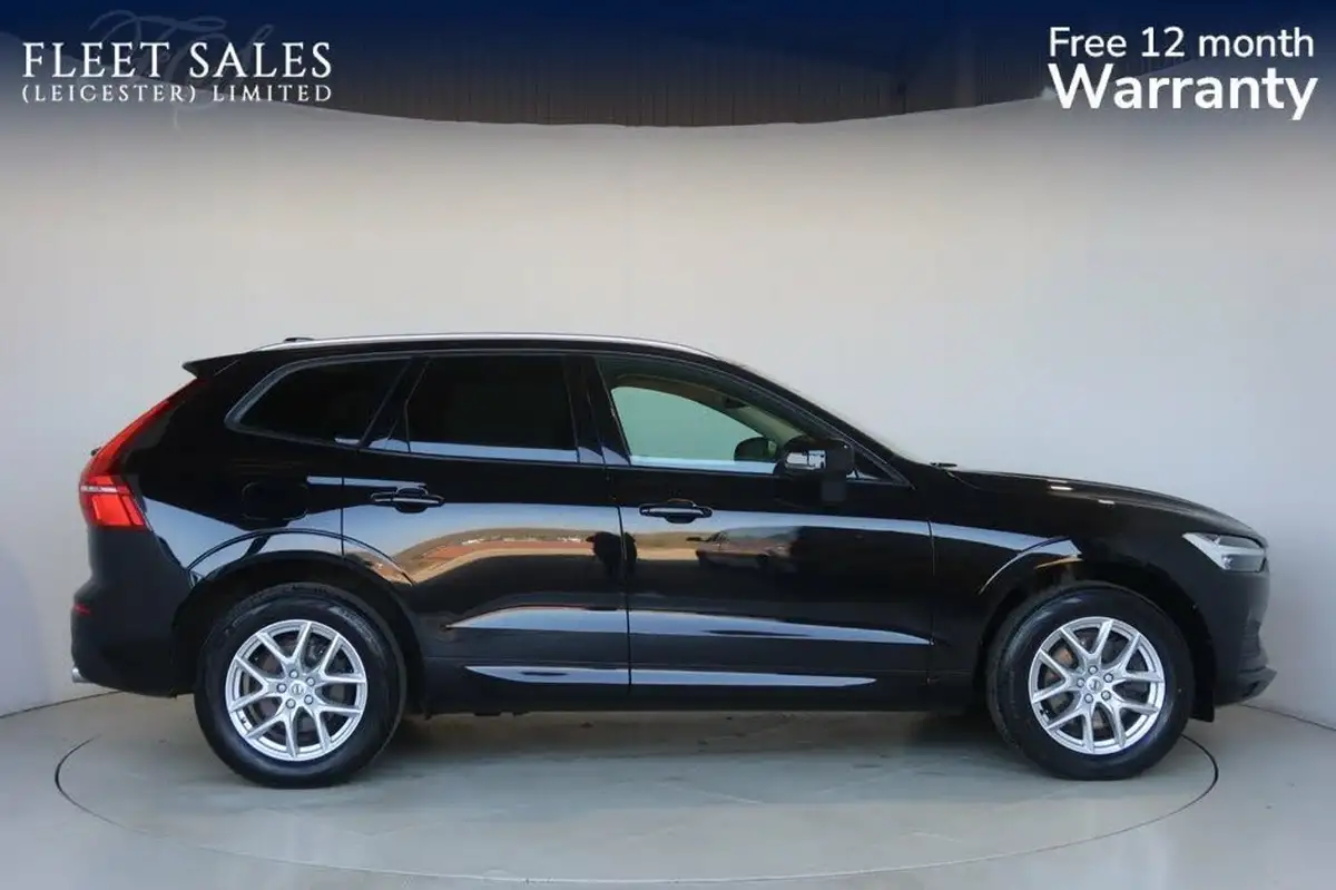 2021-volvo-xc60-20td-b4-momentum-awd-big-1