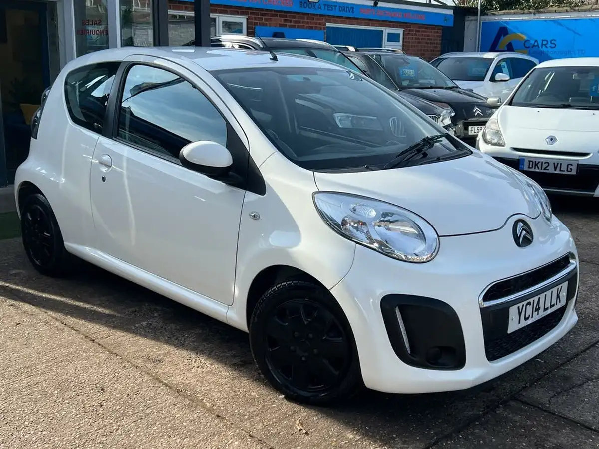 2014-citroen-c1-10-edition-3d-big-0