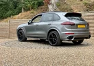 2016-porsche-cayenne-30td-small-17