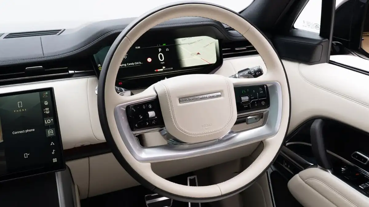 2023-land-rover-range-rover-30-d350-hse-big-17