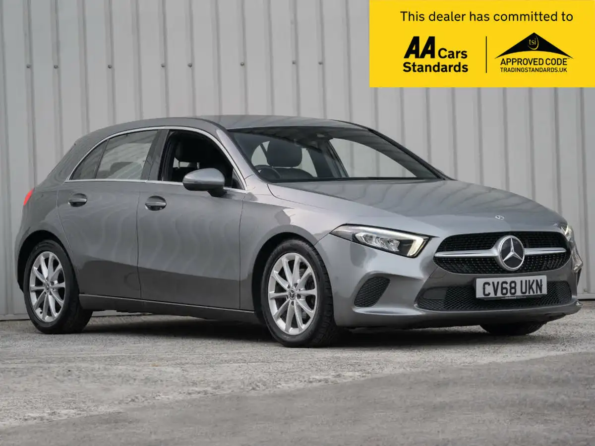 2018-mercedes-benz-a-class-15d-a180d-sport-116ps-ss-hatchback-5d-7g-dct-big-0