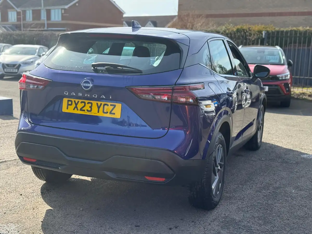 2023-nissan-qashqai-13-dig-t-acenta-premium-140ps-big-8