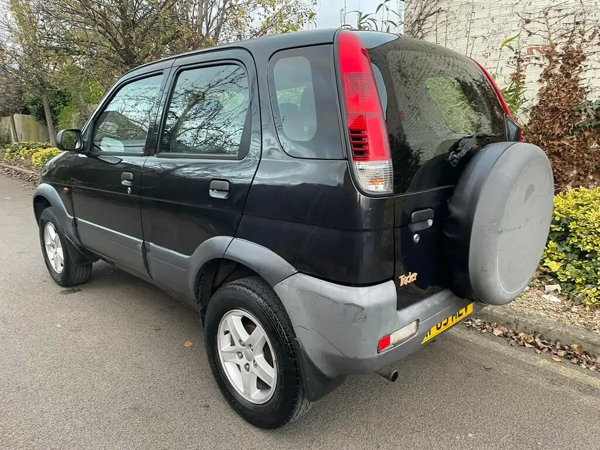 2005-daihatsu-terios-13-tracker-big-4