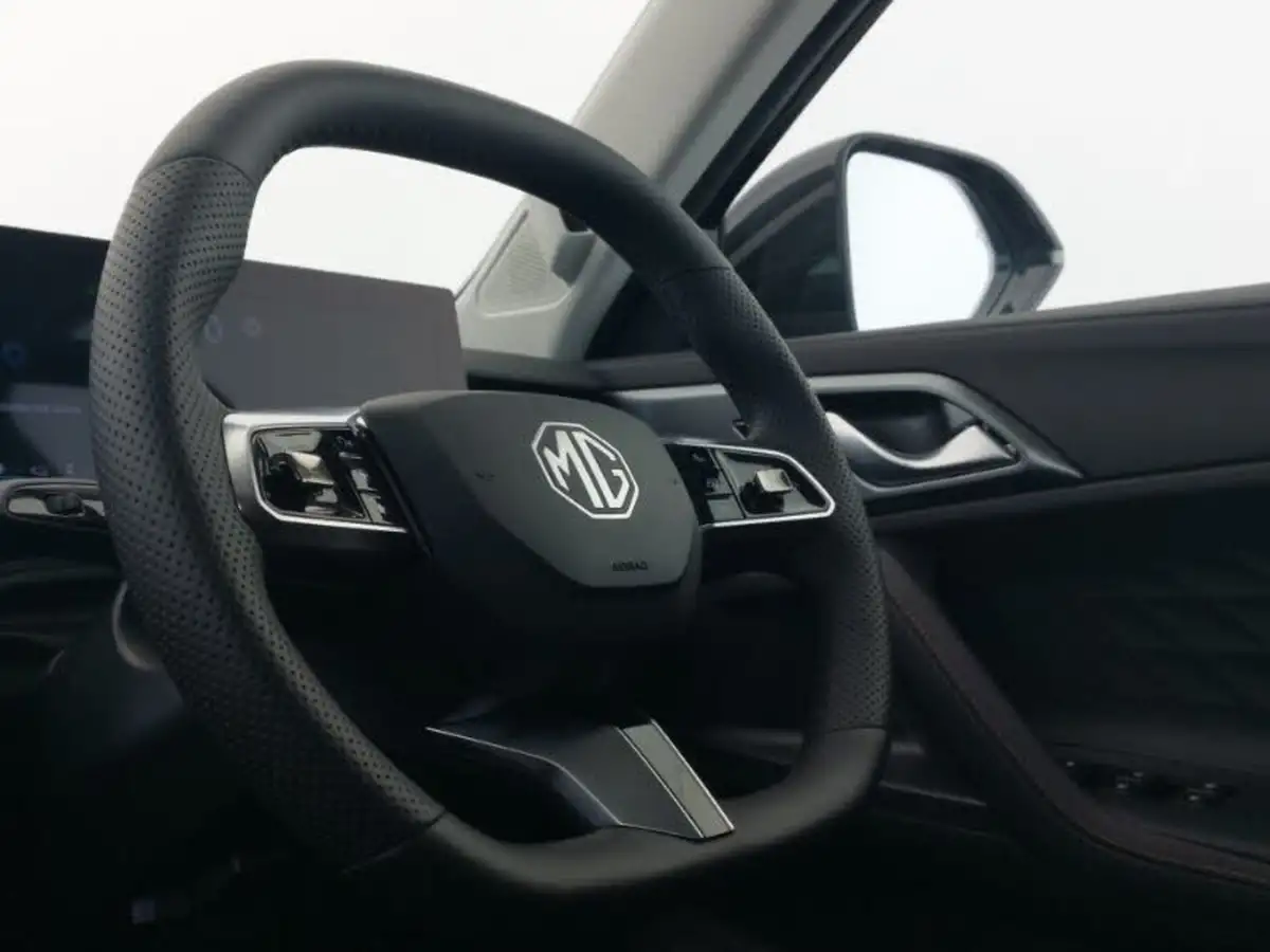 2024-mg-hs-15t-gdi-trophy-273ps-plug-in-hybrid-1496cc-auto-big-9