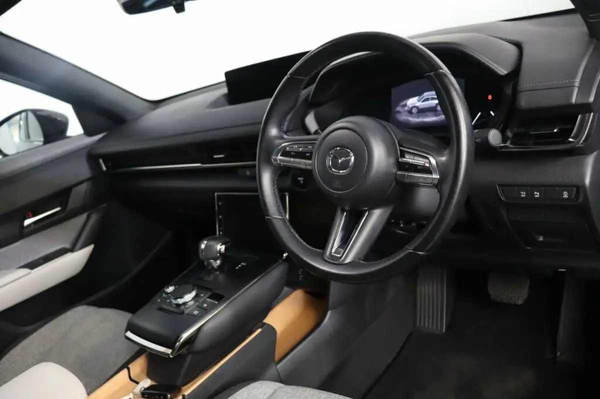 2021-mazda-mx-30-e-se-l-lux-big-19