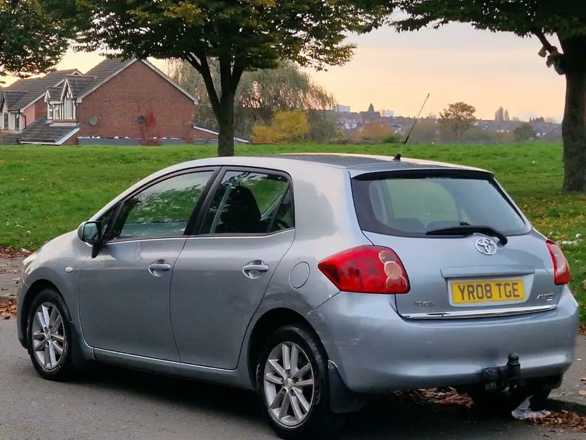 2008-toyota-auris-16-tr-vvt-i-5d-mmt-big-7