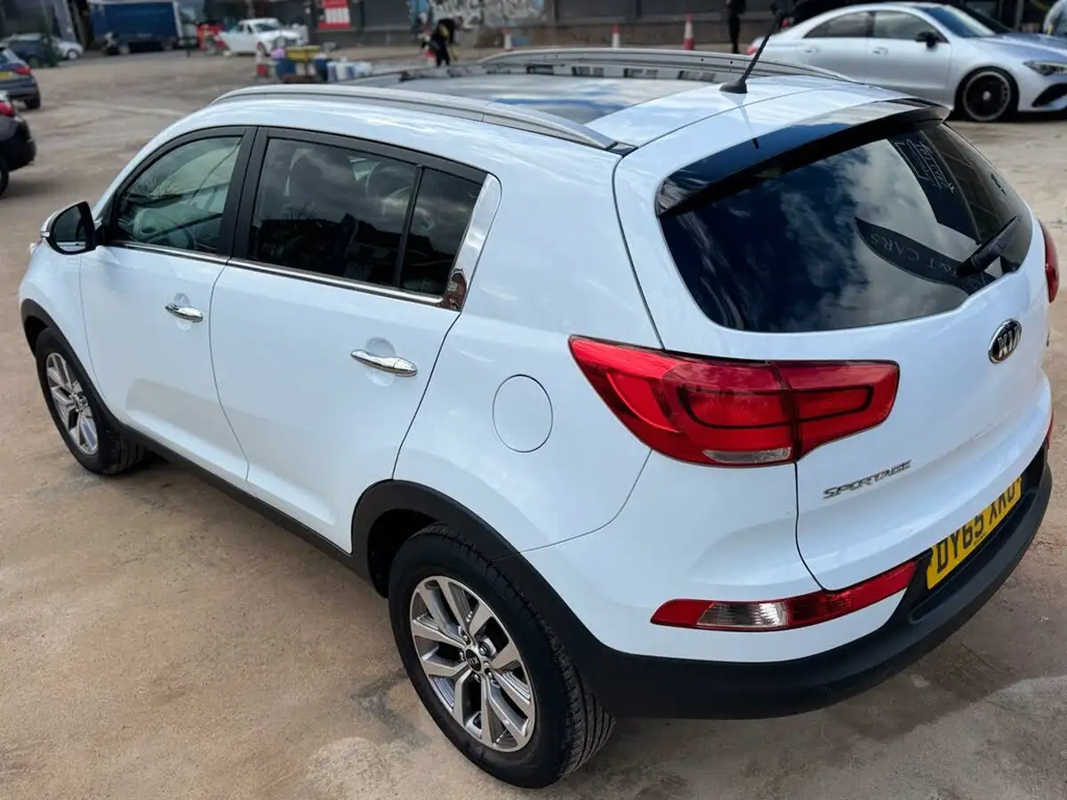 2015-kia-sportage-16-gdi-2-big-17