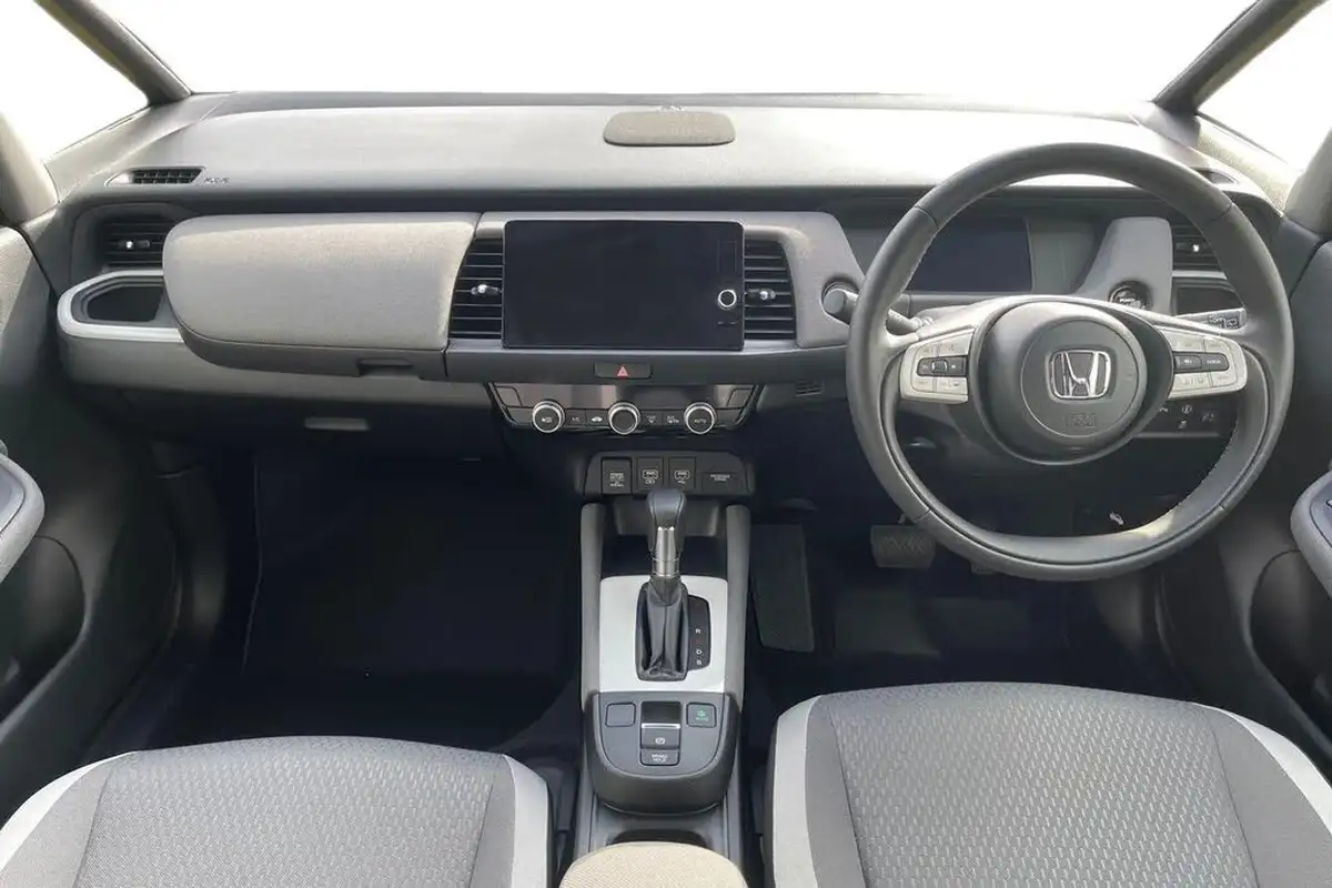 2023-honda-jazz-15-i-mmd-crosstar-ex-big-16