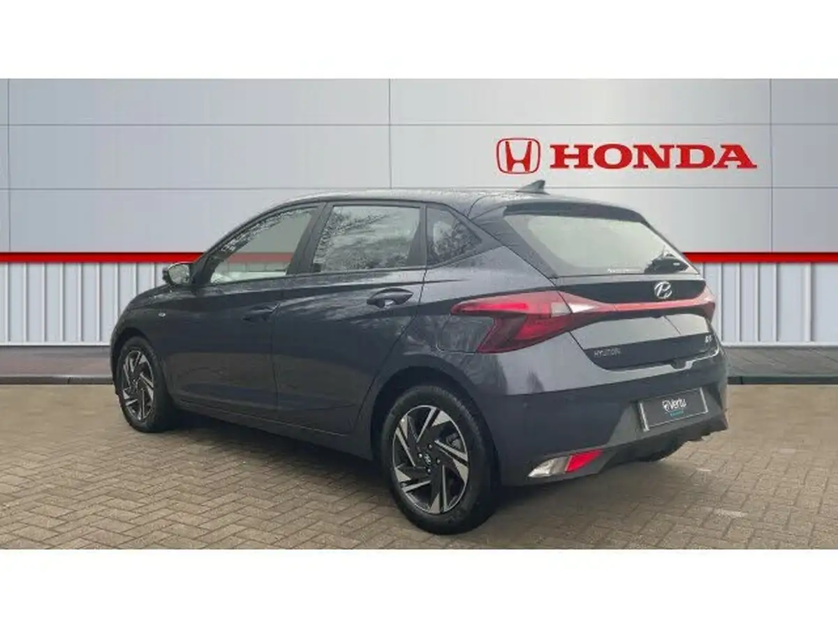 2023-hyundai-i20-10-t-gdi-se-connect-eclutch-imt-big-2