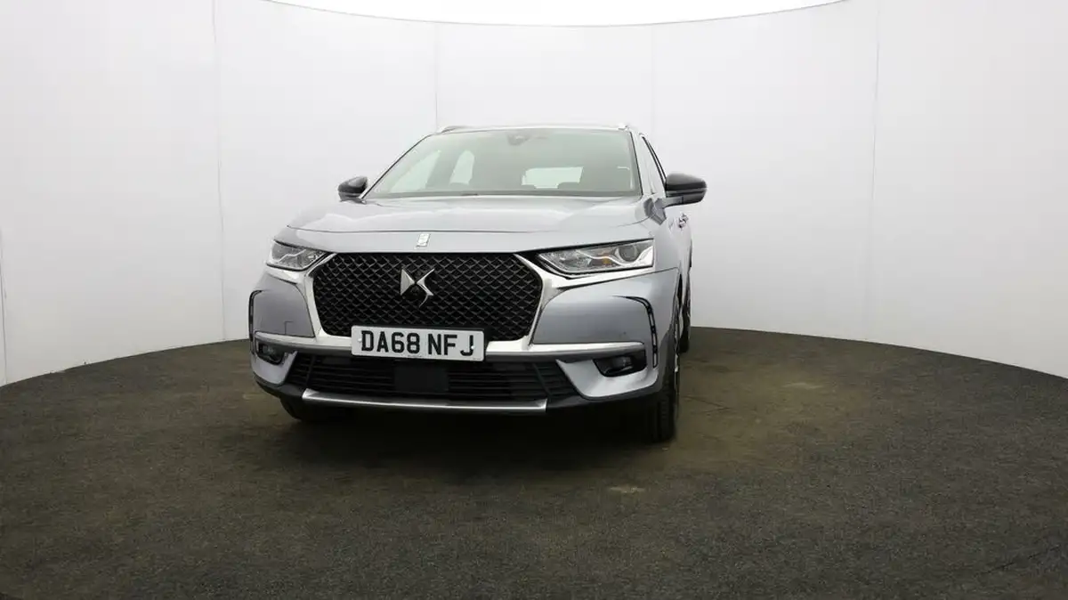 2019-ds-ds-7-crossback-15-bluehdi-elegance-big-39