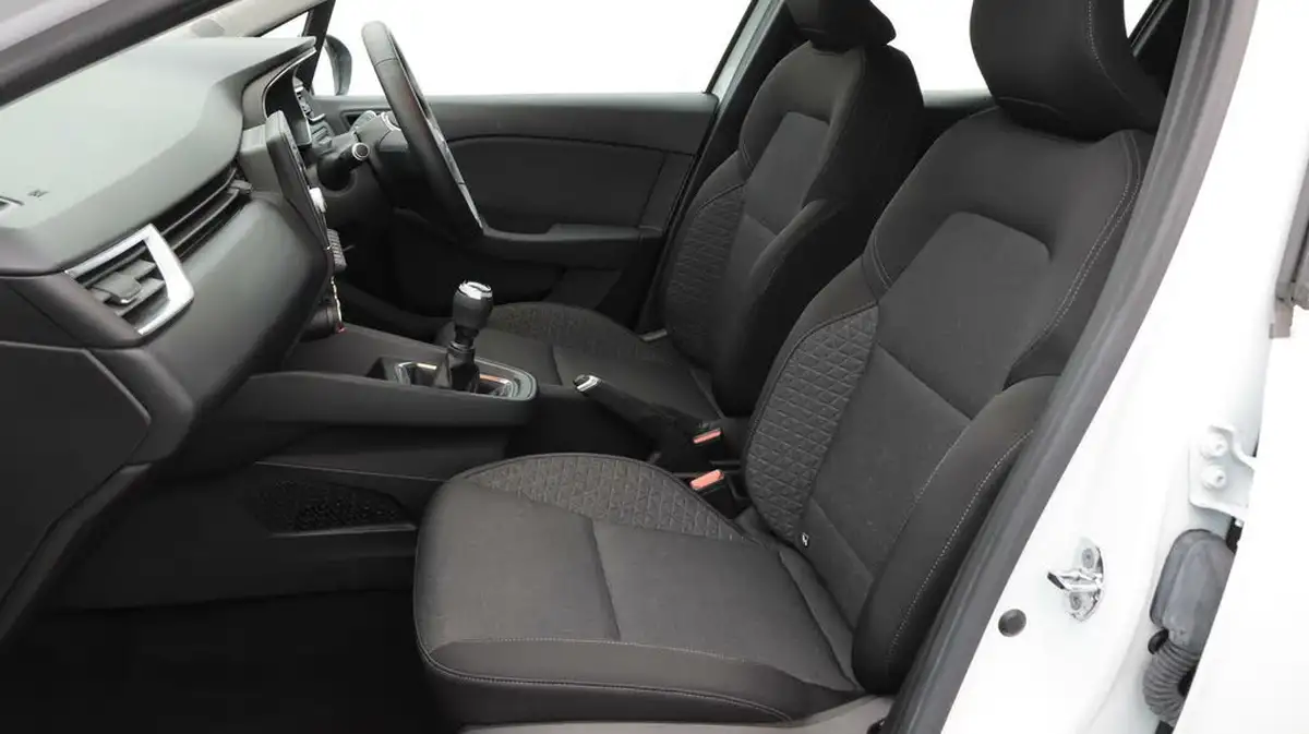 2021-renault-clio-10-sce-play-75bhp-big-14