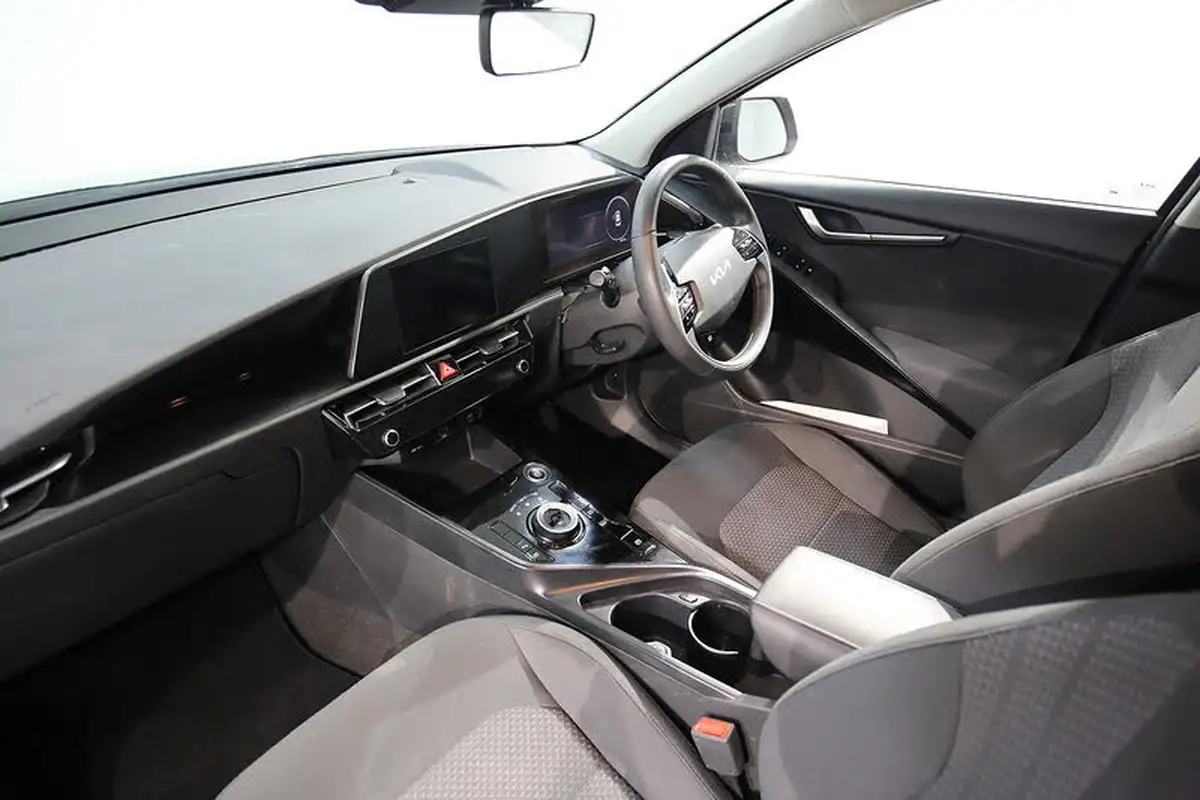 2023-kia-e-niro-ev-2-64-big-16