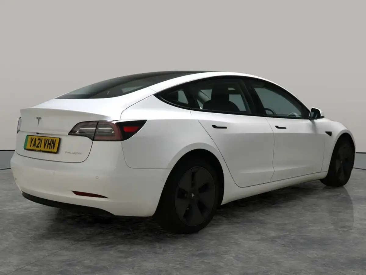2021-tesla-model-3-e-long-range-4x4-big-8