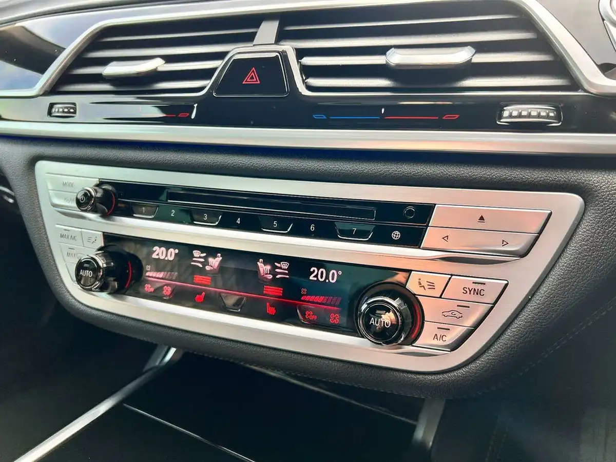 2022-bmw-7-series-30td-730d-m-sport-big-58