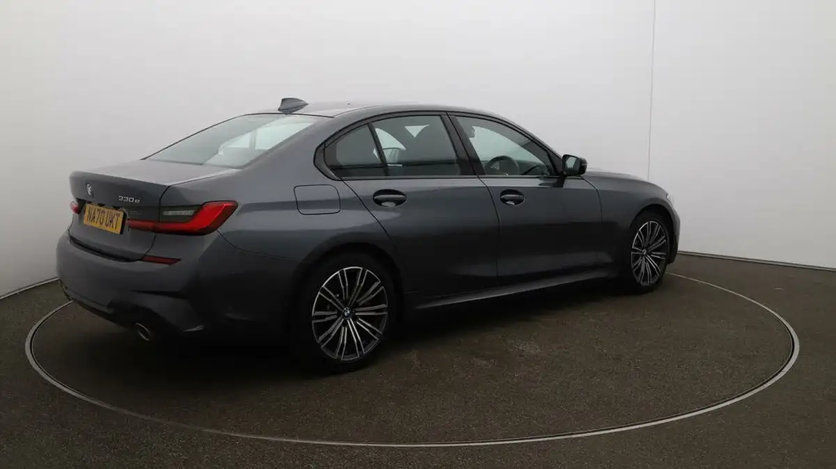 2020-bmw-3-series-20-330e-m-sport-saloon-4d-big-51