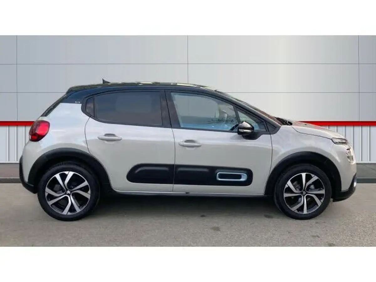 2023-citroen-c3-12-puretech-elle-83ps-ss-big-4