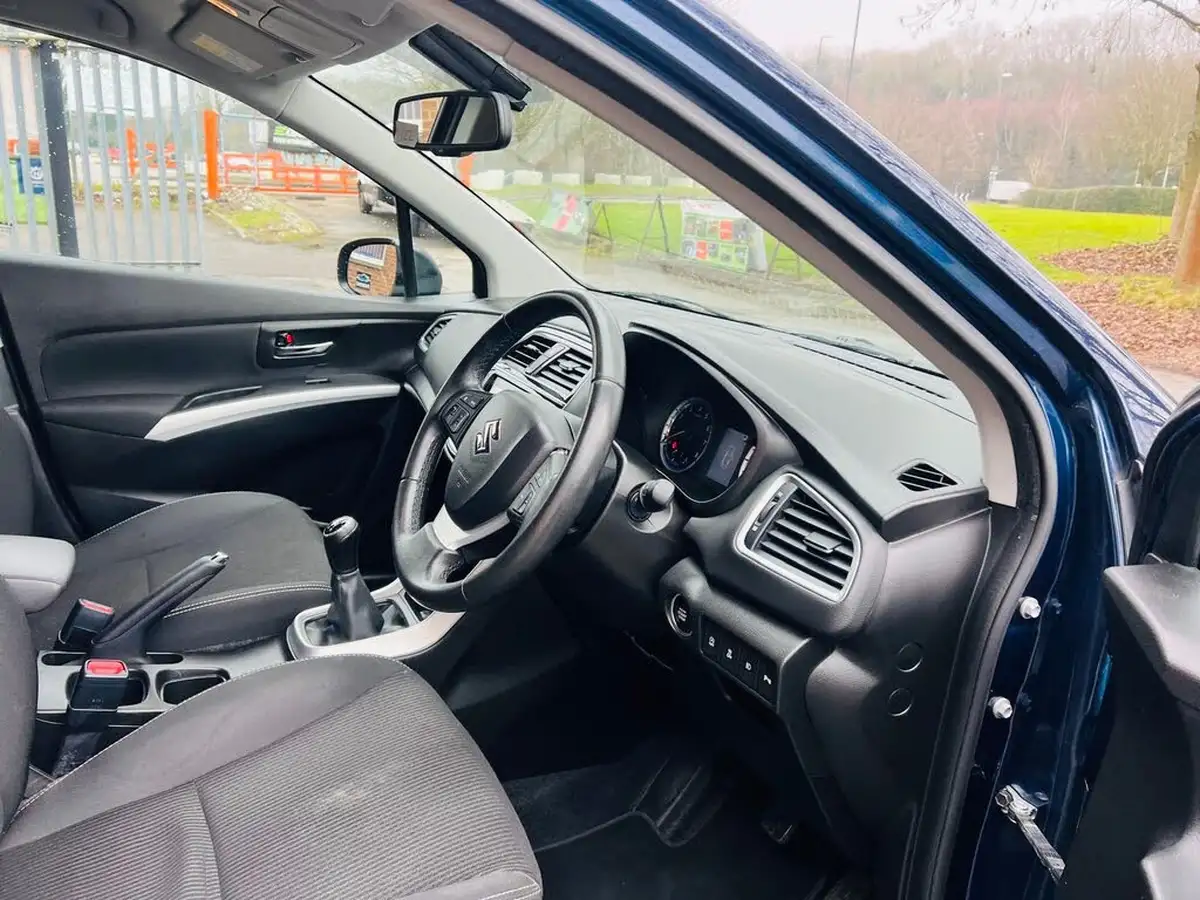 2017-suzuki-s-cross-10-boosterjet-sz-t-110ps-big-25