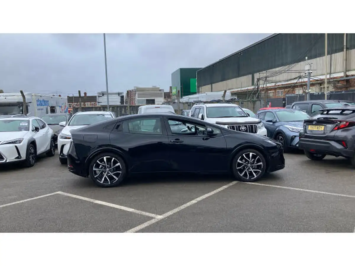 2024-toyota-prius-20-vvt-i-excel-big-15
