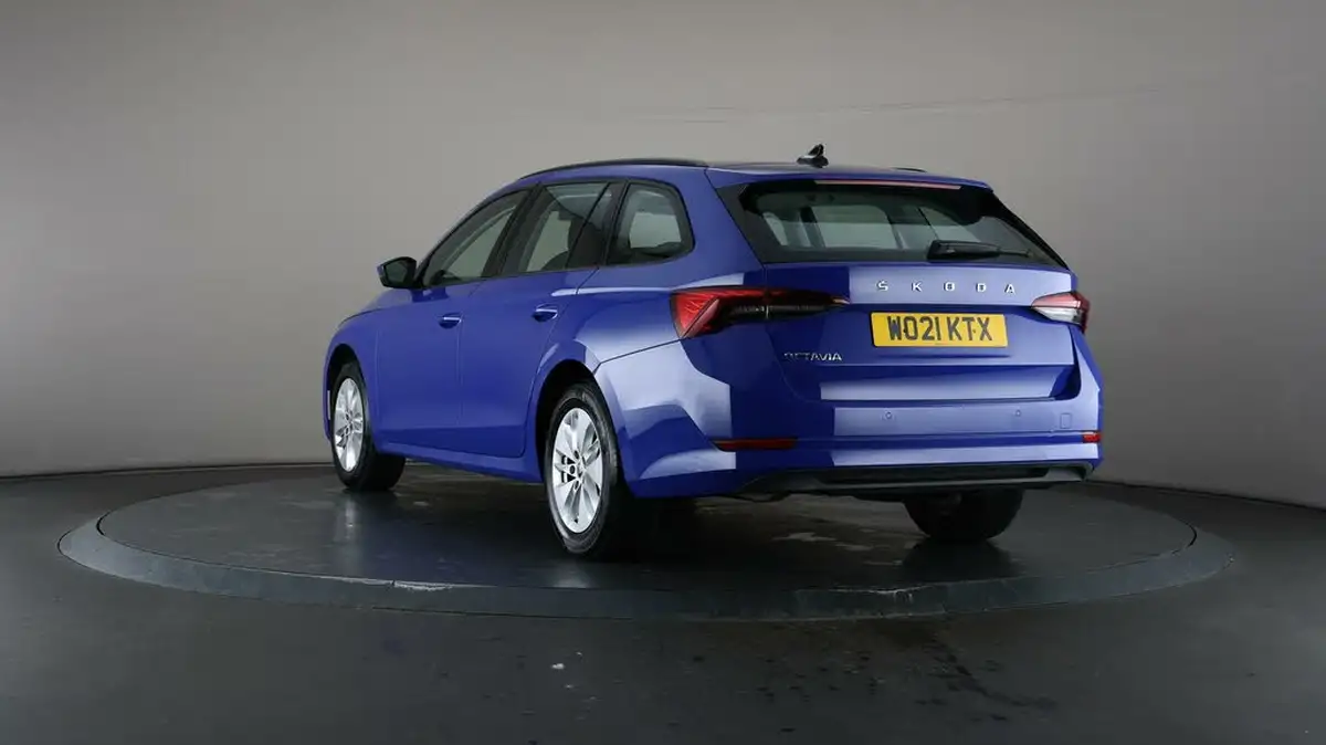 2021-skoda-octavia-20tdi-se-technology-115ps-scr-estate-big-66