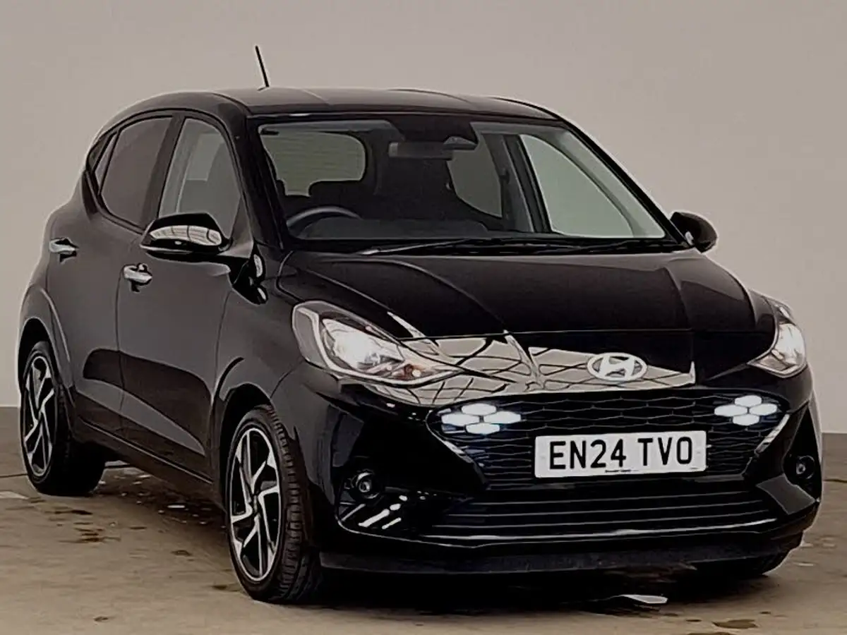 2024-hyundai-i10-10-premium-63ps-auto-big-0