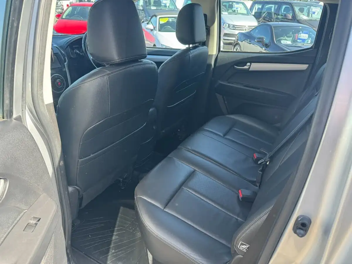 2017-isuzu-d-max-25td-utah-vision-big-7